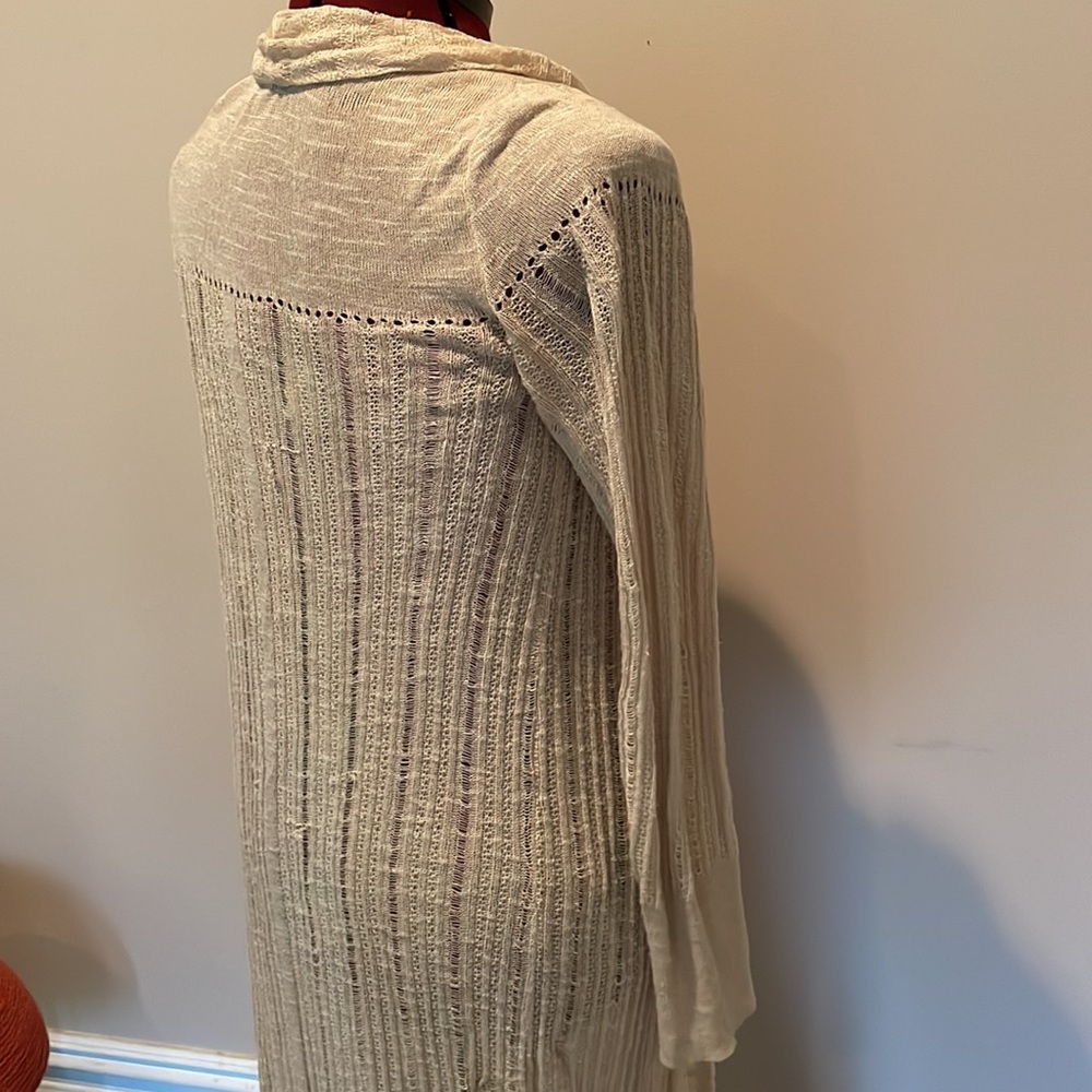 Fragile Knit Throw - image 2